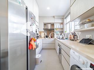 Happy Valley - Sanitarian Apartments 11
