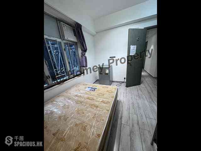 Tsim Sha Tsui - Long Kee Mansion 02