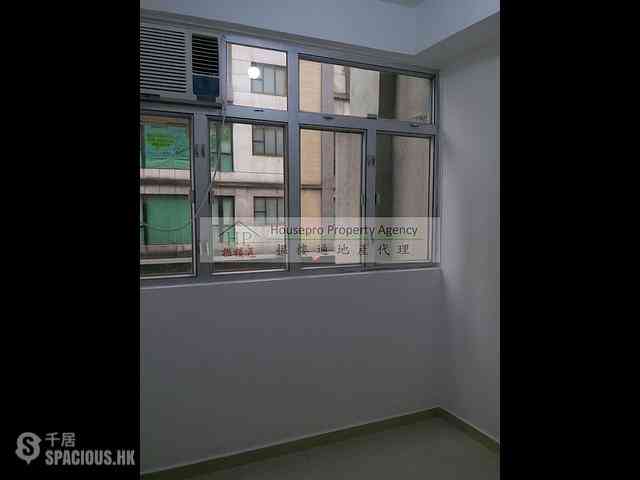 Sai Ying Pun - 291-293, Queen's Road West 07