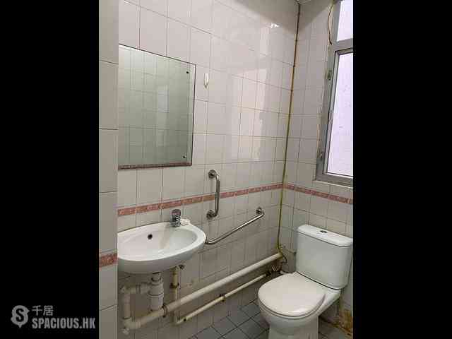 Wan Chai - Kingswell Commercial Tower 15