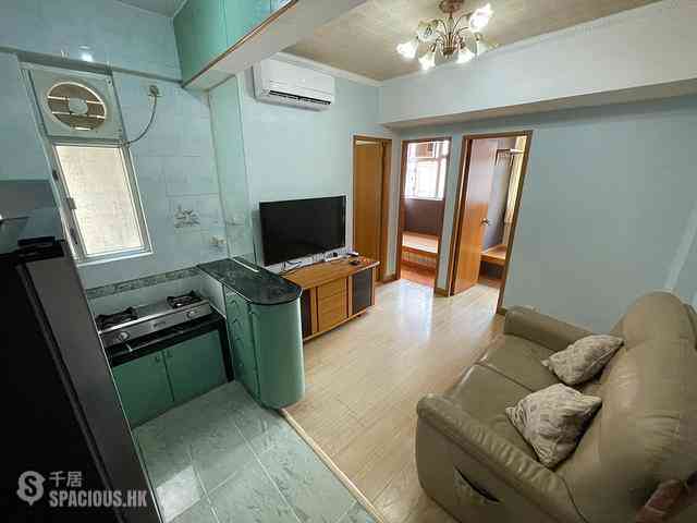 Sham Shui Po - Sun Wing Building 10