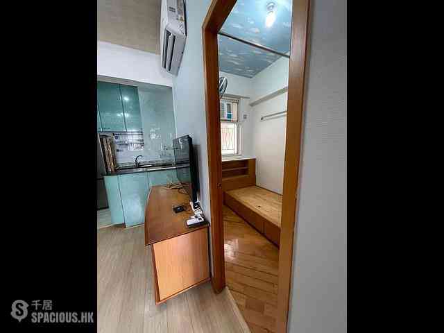 Sham Shui Po - Sun Wing Building 26