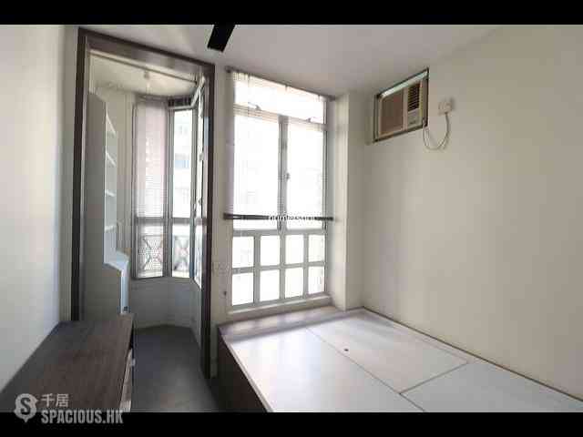 Wan Chai - Yan King Court 03