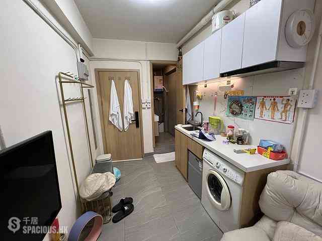 Wan Chai - Floral House 05