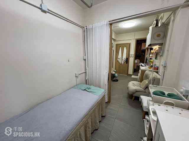 Wan Chai - Floral House 07