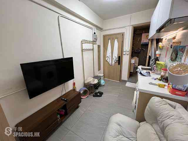 Wan Chai - Floral House 16