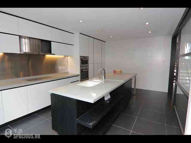 Clear Water Bay - Capital Villa 05