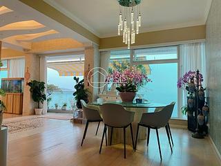 Pok Fu Lam - Villas Sorrento 04