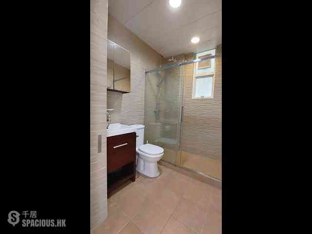 Kennedy Town - 19-21, Sands Street 06