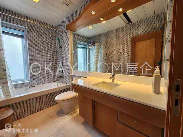 Wong Chuk Hang - Manly Villa 09