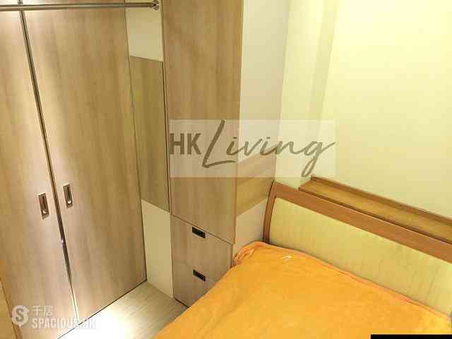 Causeway Bay - Lei Wen Court 07