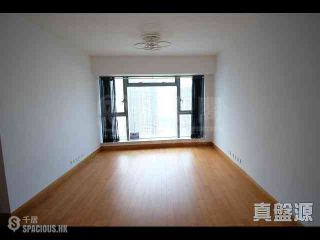 West Kowloon - The Harbourside Block 2 01