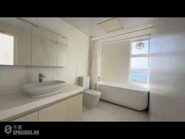 Repulse Bay - Ruby Court Tower 1 09