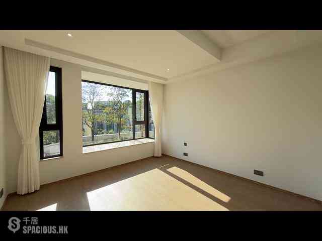 The Peak - Mountain View Block 27, Plantation Road 03