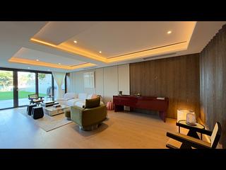 The Peak - Mountain View Block 27, Plantation Road 11