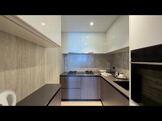 The Peak - Mountain View Block 27, Plantation Road 12