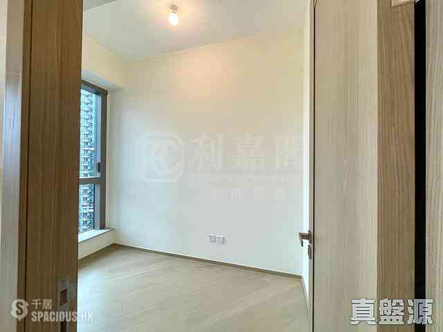 Lohas Park - Lohas Park Phase 11D Villa Garda III Block 3B 04