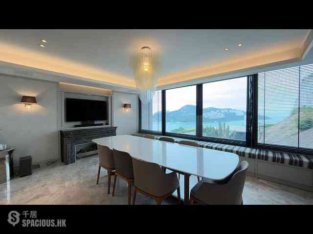 Chung Hom Kok - Pinewaver Villas 03