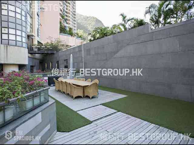 Mid Levels Central - Queen's Garden Block B 08