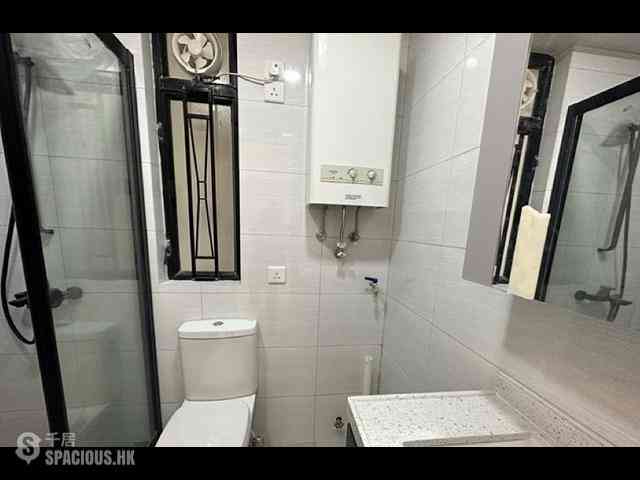 Quarry Bay - Kornhill Block R 06