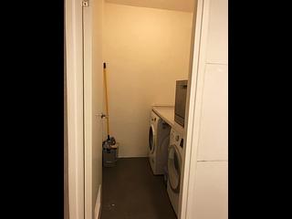 Wan Chai - Phoenix Court Block 3 05