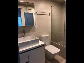 Wan Chai - Phoenix Court Block 3 08