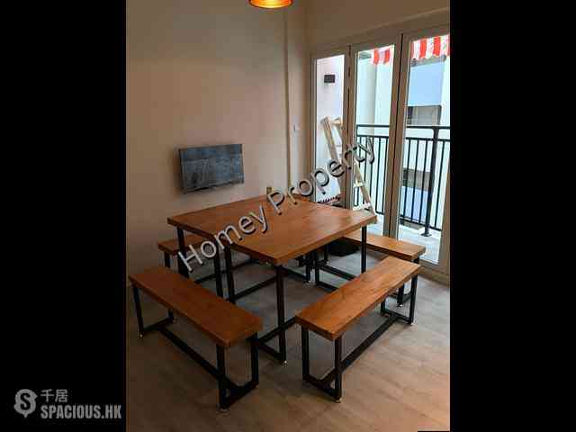 Sheung Wan - 132-134, Wing Lok Street 01