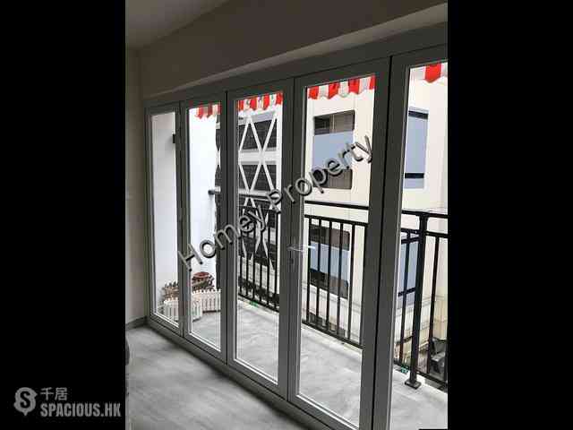 Sheung Wan - 132-134, Wing Lok Street 05
