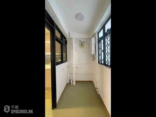 Yau Yat Chuen - Kam Him Court 11