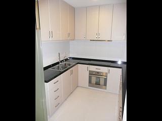 上环 - Heep Kee Commercial Building 03