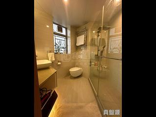 West Kowloon - Sorrento Phase 1 Block 3 08