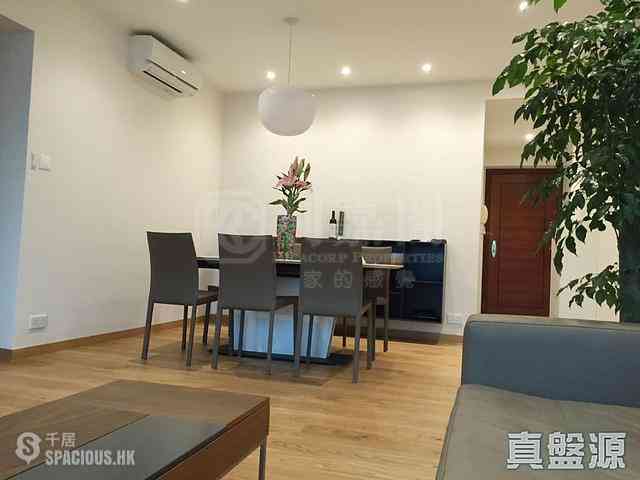 West Kowloon - Sorrento Phase 1 Block 3 03