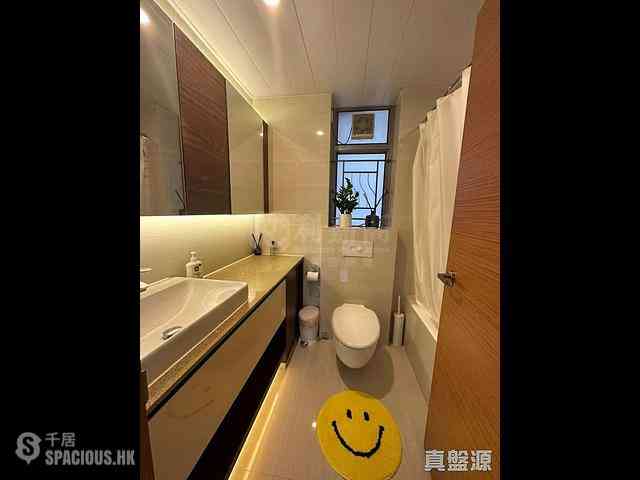 West Kowloon - Sorrento Phase 1 Block 3 09