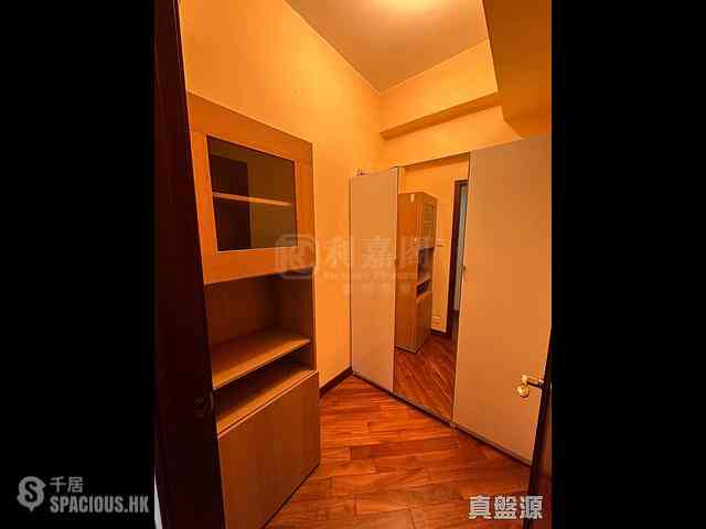 Fo Tan - The Palazzo Block 2 04