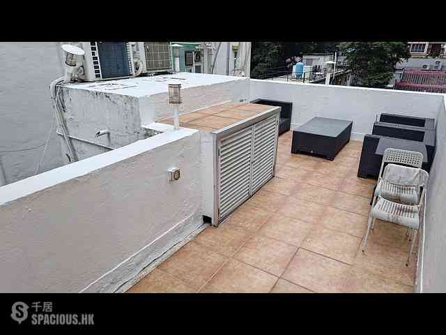 Poho - 204, Hollywood Road 11