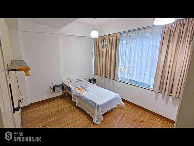 Sheung Wan - 177, Queen's Road West 05