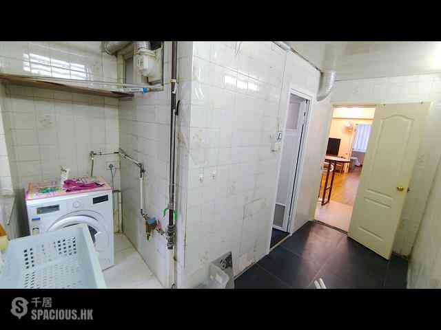 Sheung Wan - 177, Queen's Road West 07