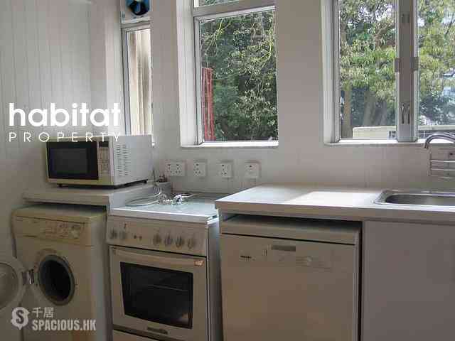 Pok Fu Lam - Four Winds Apartment 05