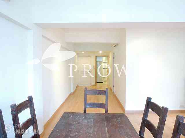 Wan Chai - Wing Cheong Building 05