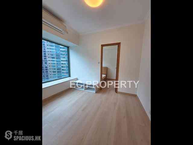 Wan Chai - 1, Star Street 02