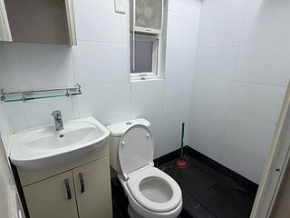 Causeway Bay - Hon Man Mansion 04