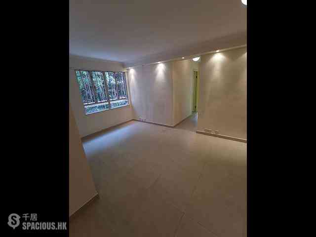 Kennedy Town - Joyful Building 01