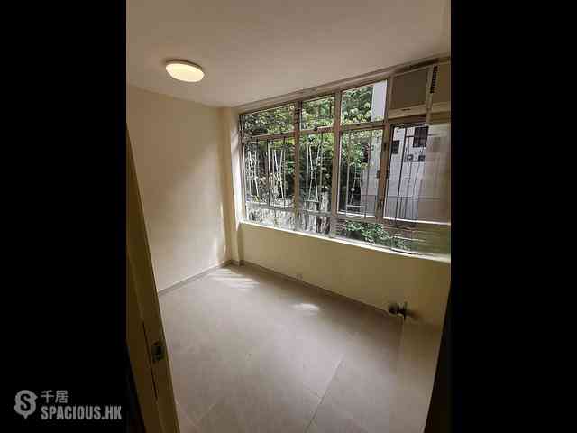 Kennedy Town - Joyful Building 06