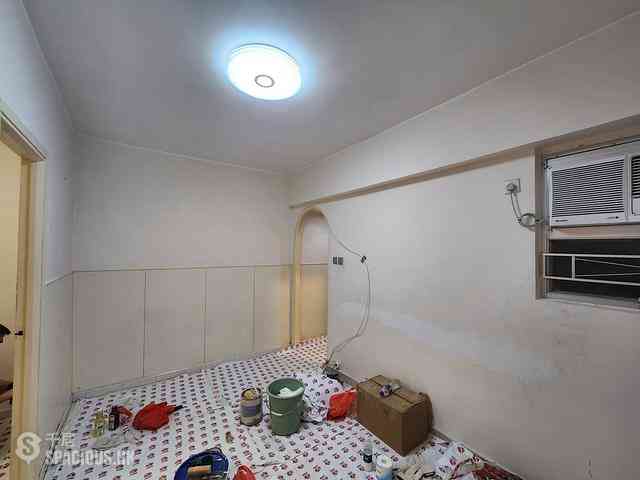 Quarry Bay - Yick Fat Building 05