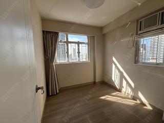 Sai Ying Pun - King Ming Mansion 03