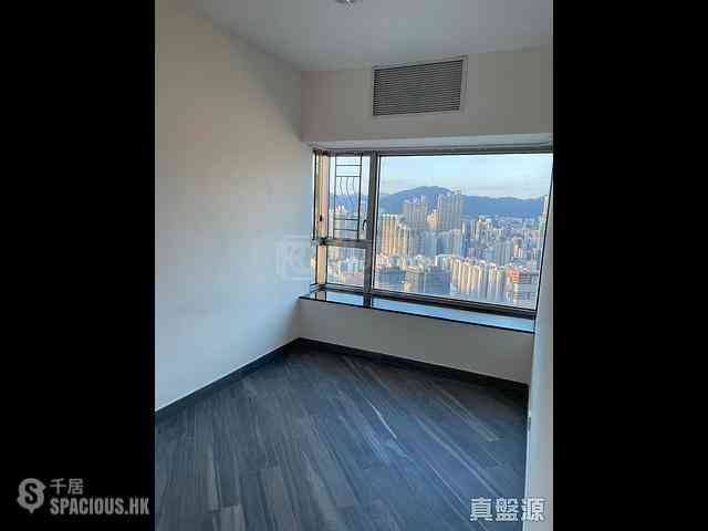West Kowloon - Sorrento Phase 1 Block 3 03