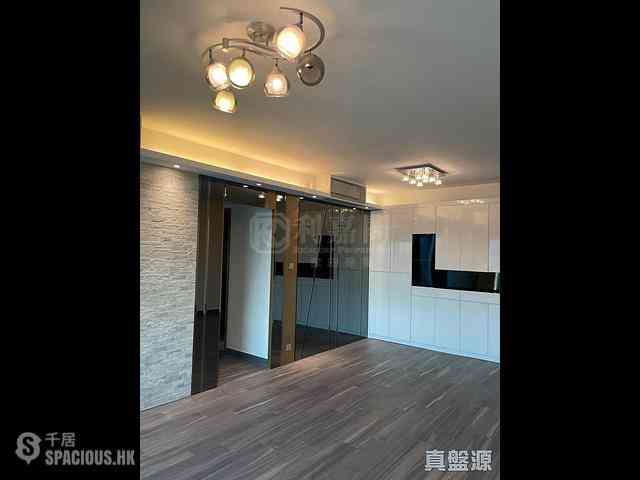 West Kowloon - Sorrento Phase 1 Block 3 05