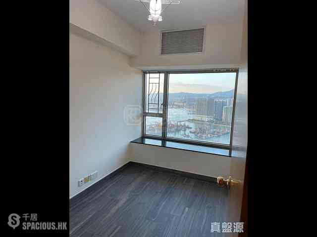 West Kowloon - Sorrento Phase 1 Block 3 07