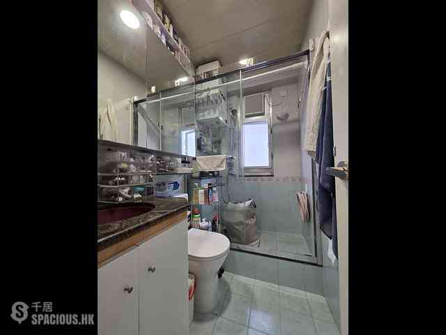 Wan Chai - Antung Building 03