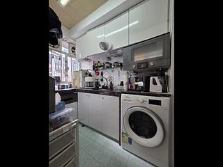 Wan Chai - Antung Building 06